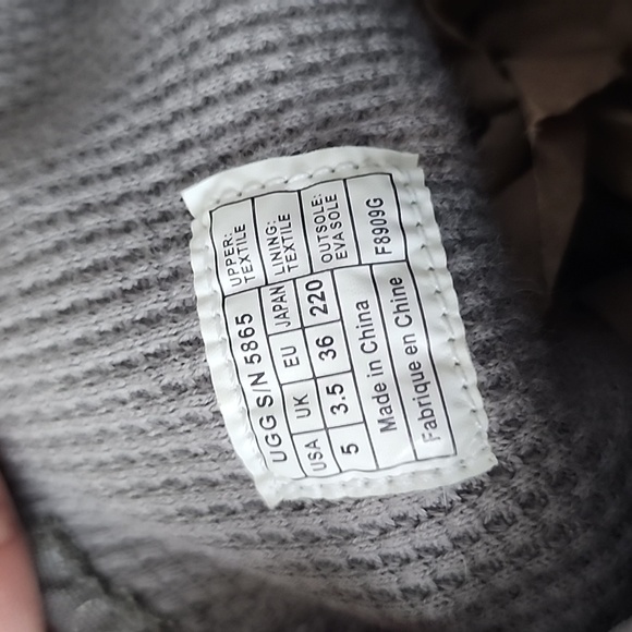 RARE! UGG Heathered Gray Jersey Knit Lightweight Boots in Size 5 - Picture 9 of 11